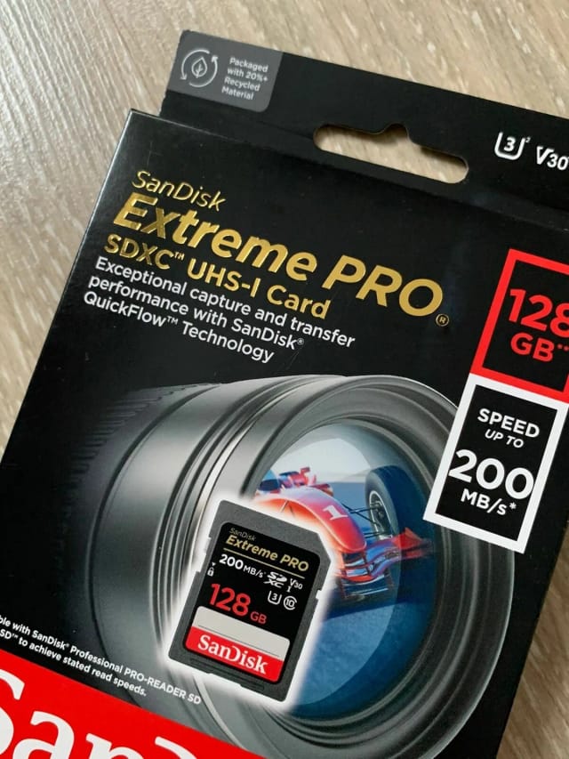 Карта памяти SanDisk SDXC 128 ГБ Class 10, V30, UHS-I U3, 1 шт., черный - изображение №12