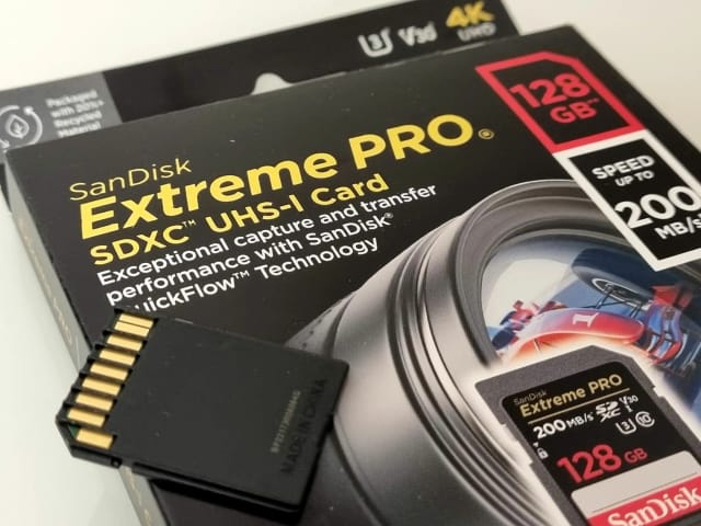 Карта памяти SanDisk SDXC 128 ГБ Class 10, V30, UHS-I U3, 1 шт., черный - изображение №11