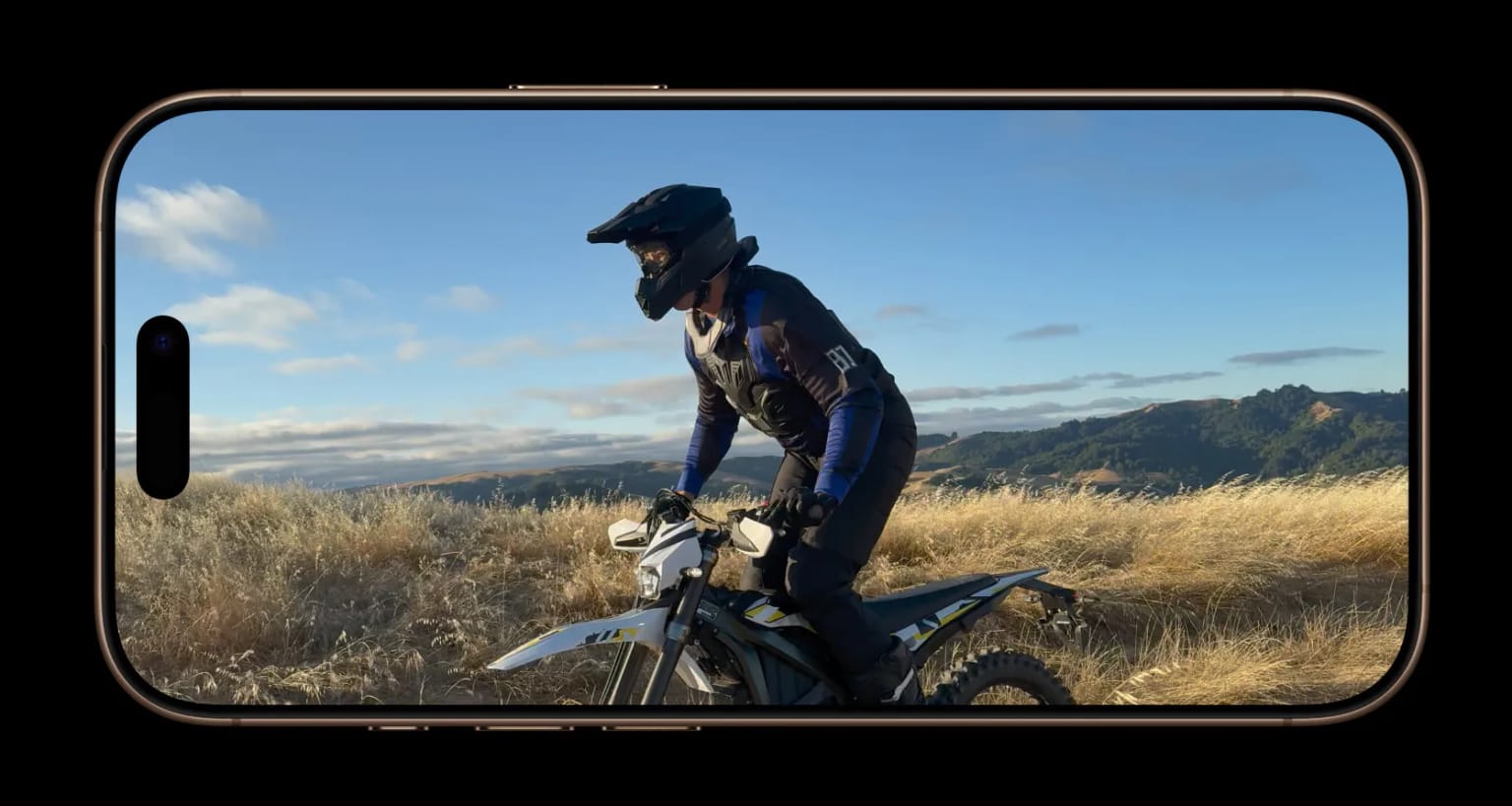 Смартфон Apple iPhone 16 Pro Max 256 ГБ, Dual: nano SIM + eSIM, пустынный титан - изображение №20